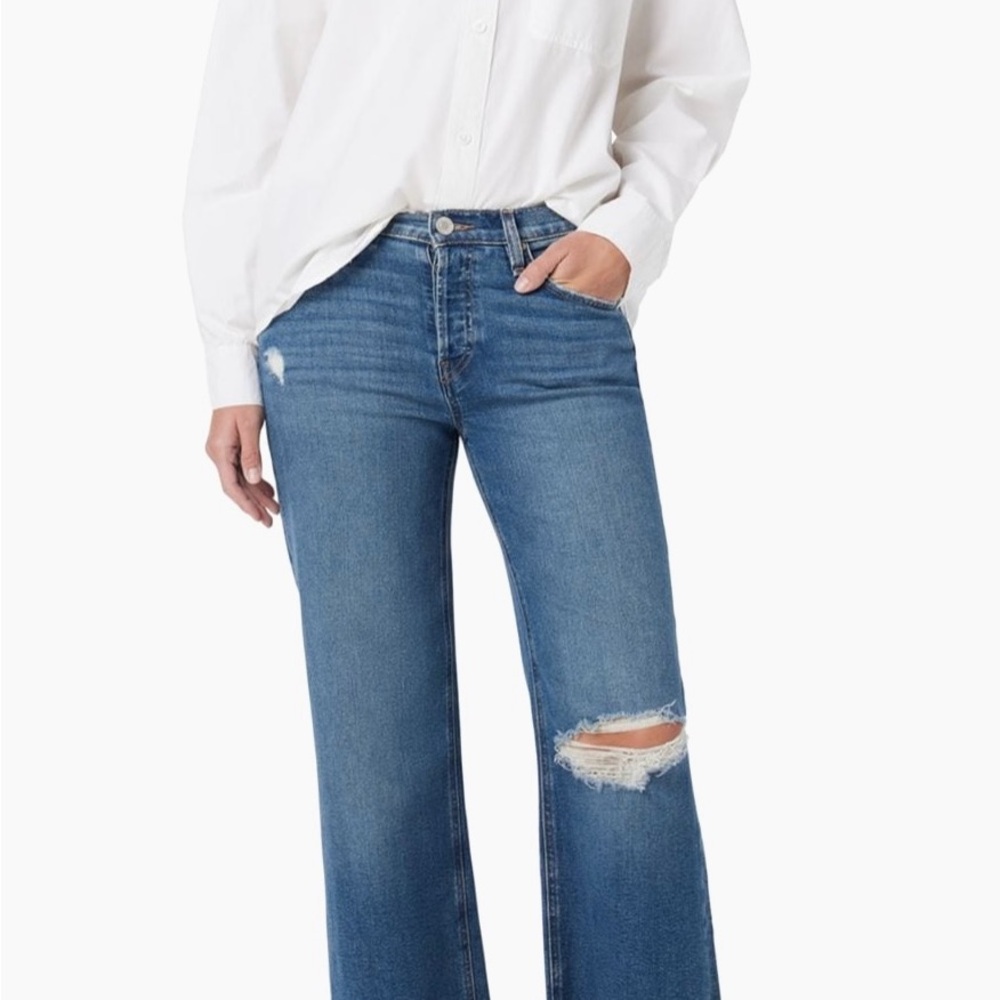 Hudson Rosie Wide Leg Medium Blue Jeans, 30” Inseam, Size 23 in EUC.
